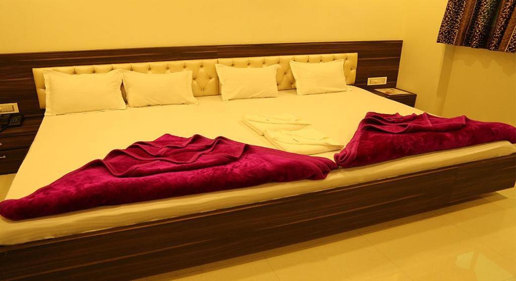 Kingsway Hotel And Restaurant Ajmer Dargah 350 Meter Extérieur photo